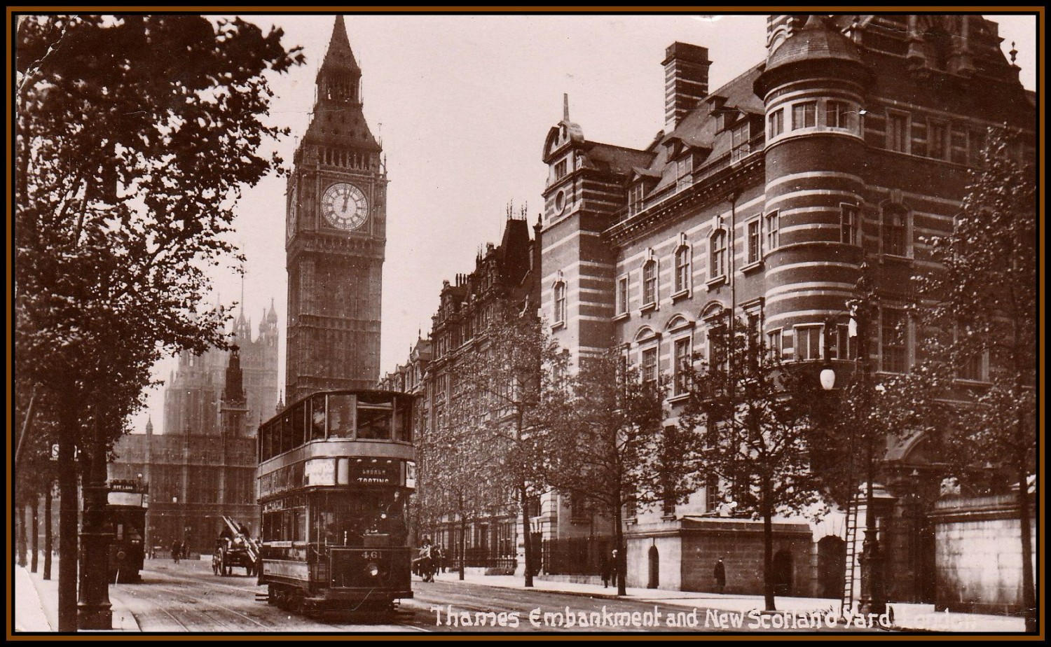 Old london new london. Старое здание Скотланд ярда. Скотланд ярд Лондон. Скотланд ярд 19 век. Джекобсон ярд Лондон.